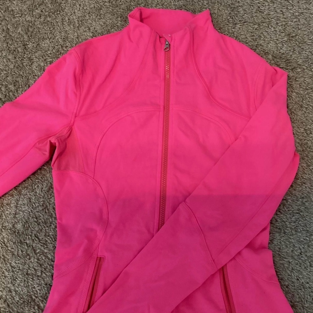 Hot pink lululemon define jacket size 6